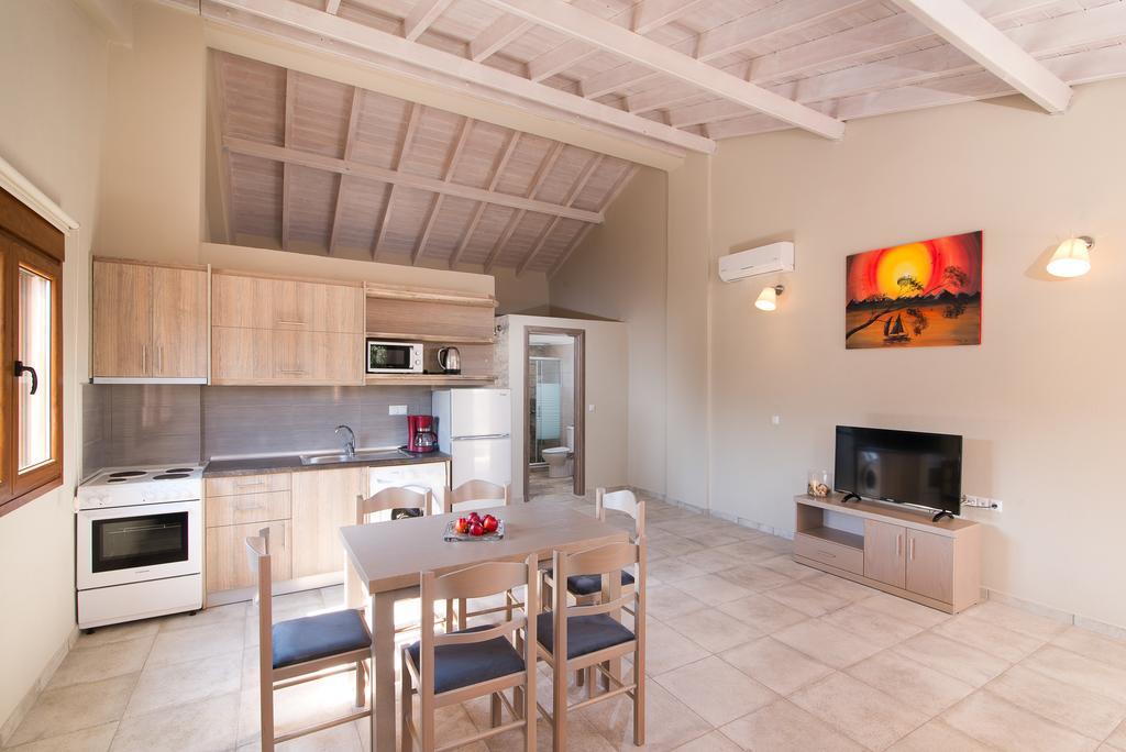 Olive Land Villas Limenaria  Chambre photo